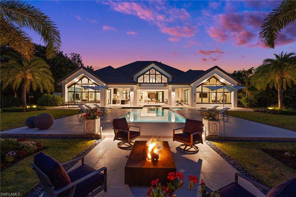 115 East AVE, NAPLES FL 34108