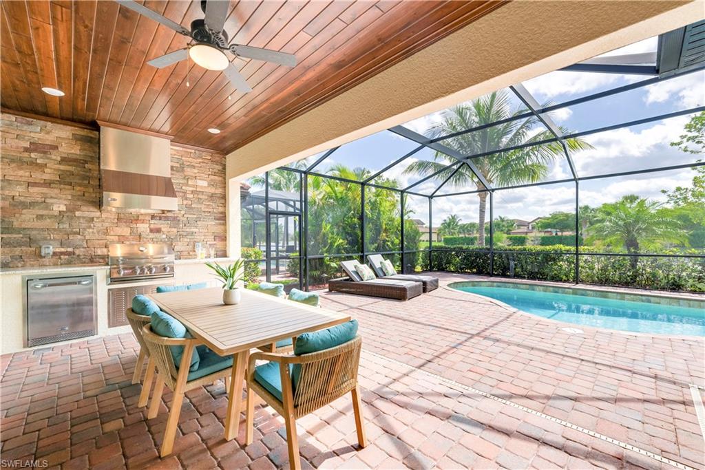 28135 Foxrock CT, BONITA SPRINGS FL 34135