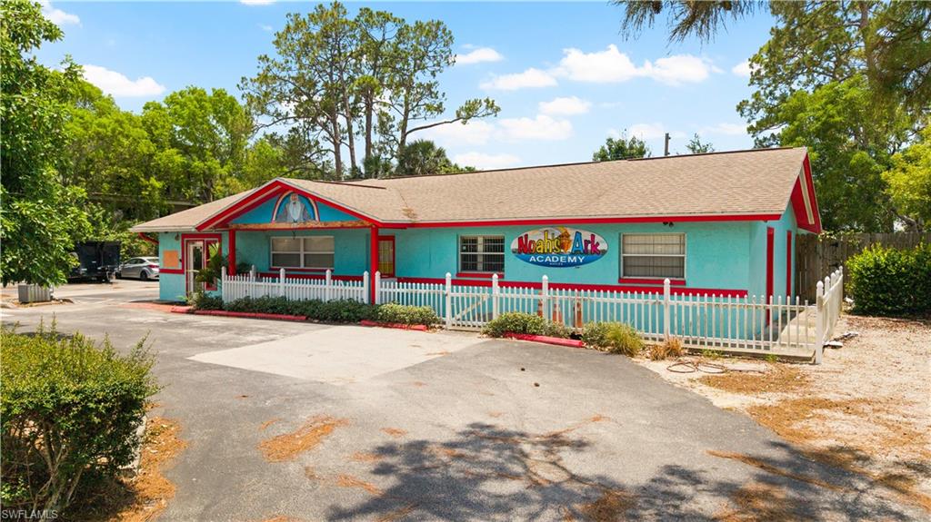 860 102ND AVE N, NAPLES FL 34108