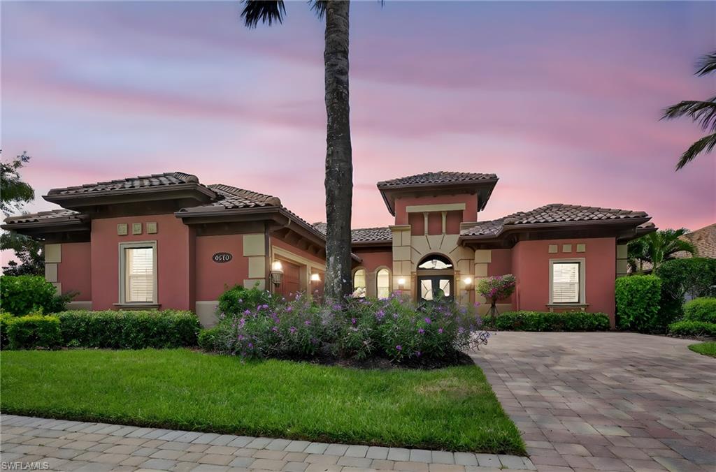 6528 Costa CIR, NAPLES FL 34113