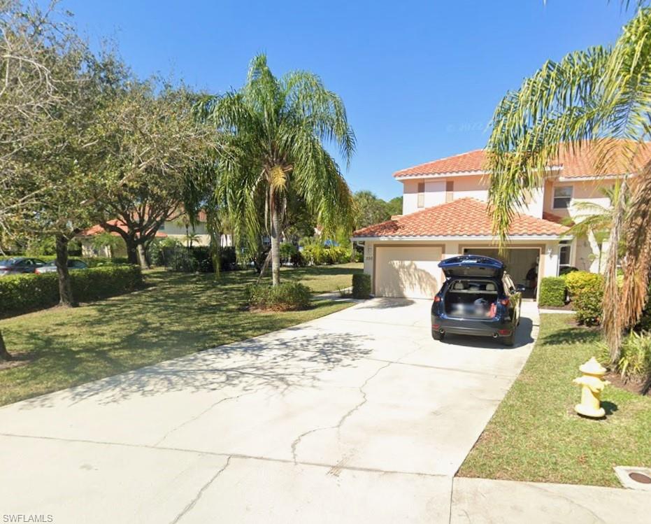 395 Robin Hood CIR # 201, NAPLES FL 34104