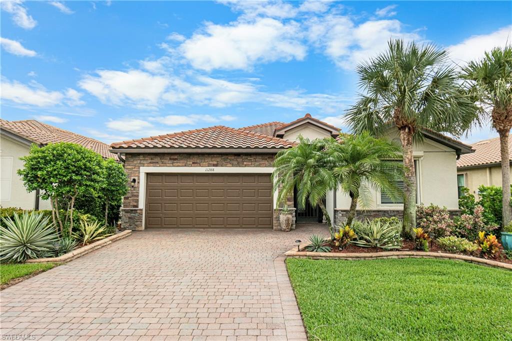 11288 Red Bluff LN, FORT MYERS FL 33912
