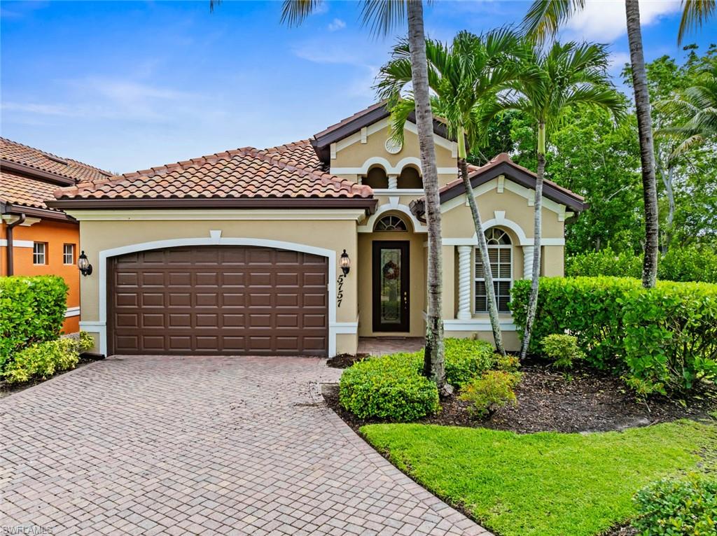 5757 Mango CIR, NAPLES FL 34110