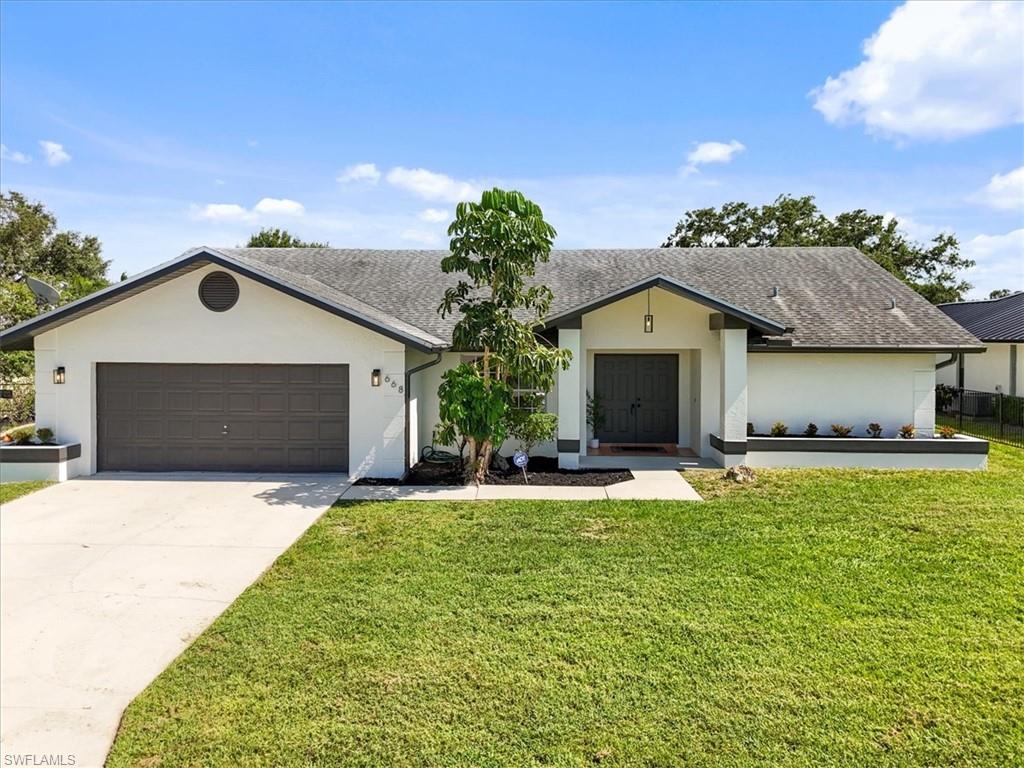 668 Astarias CIR, FORT MYERS FL 33919