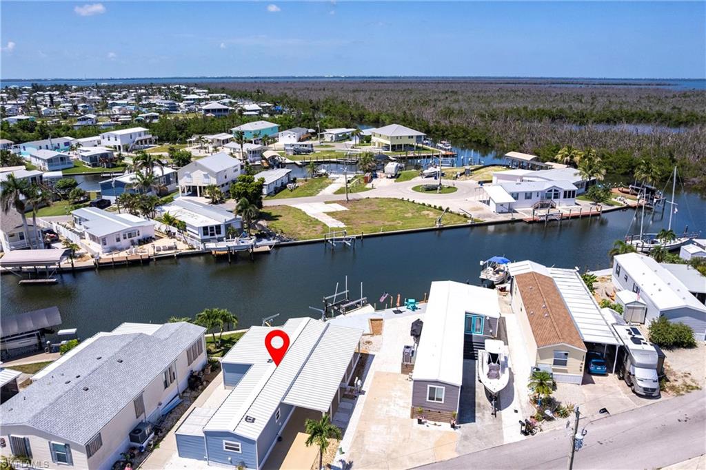 3913 Dewberry LN, ST. JAMES CITY FL 33956