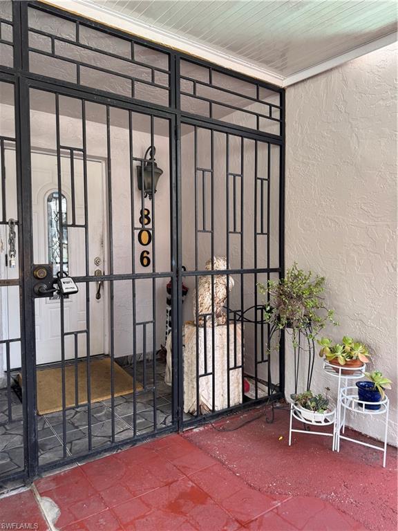 806 W 80 PL, HIALEAH FL 33014