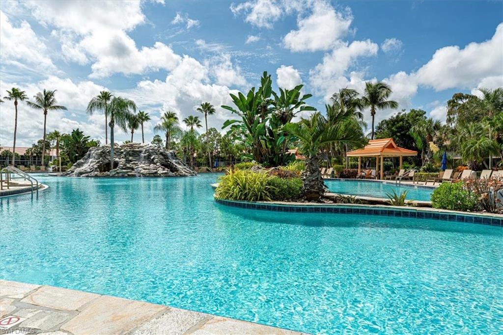 2355 Hidden Lake DR # 3, NAPLES FL 34112
