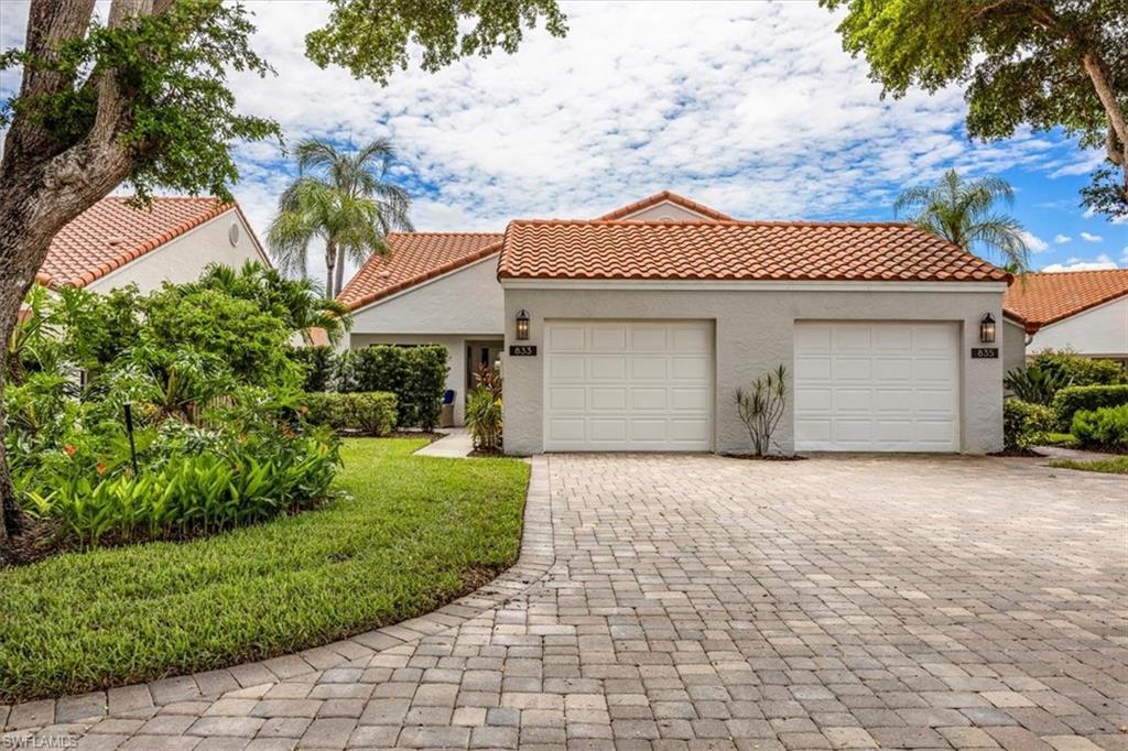 833 Reef Point CIR, NAPLES FL 34108