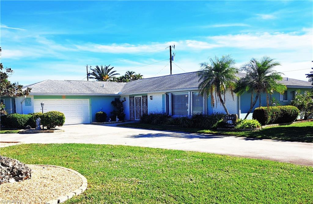 1727 Lakeview BLVD, NORTH FORT MYERS FL 33903