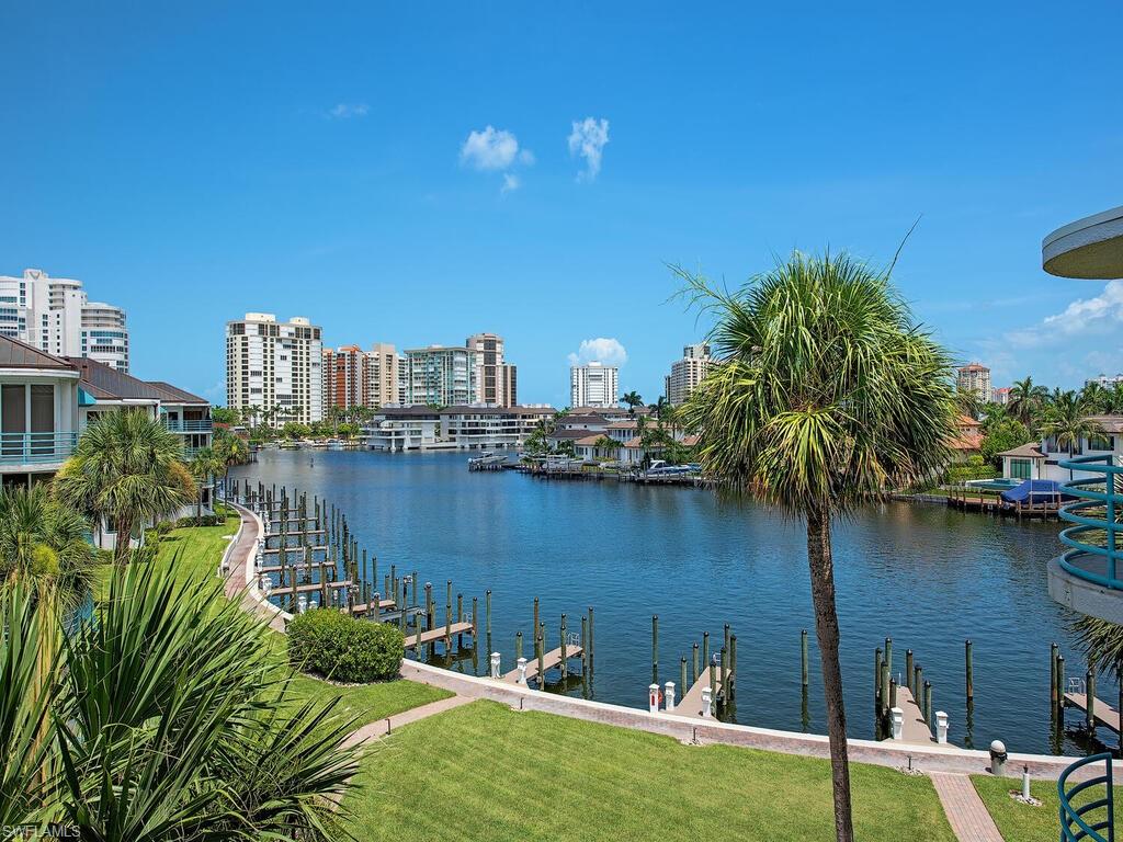 355 Park Shore DR # 144, NAPLES FL 34103