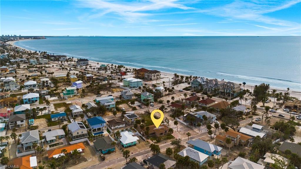 136 Madison CT, FORT MYERS BEACH FL 33931