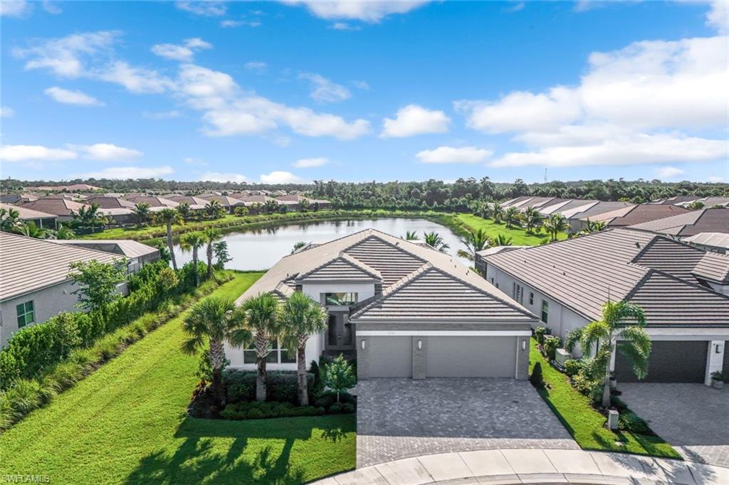 12092 Eucalyptus WAY, NAPLES FL 34120