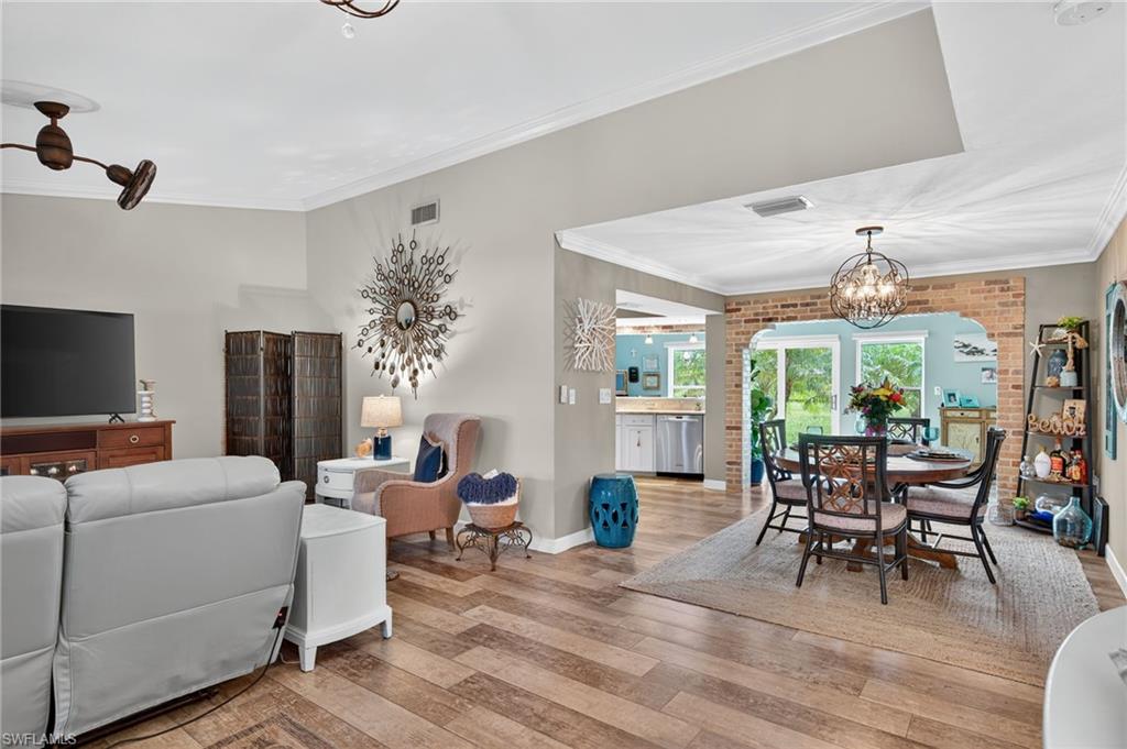107 Round Key CIR # E9, NAPLES FL 34112
