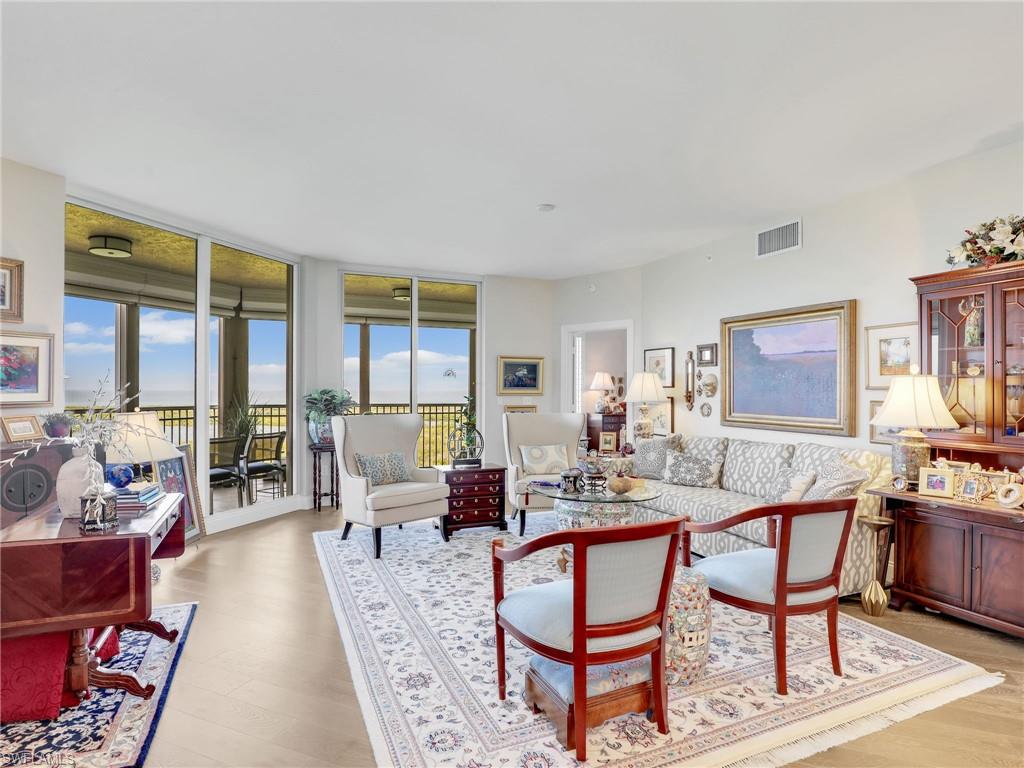 1001 Arbor Lake DR # 1102, NAPLES FL 34110