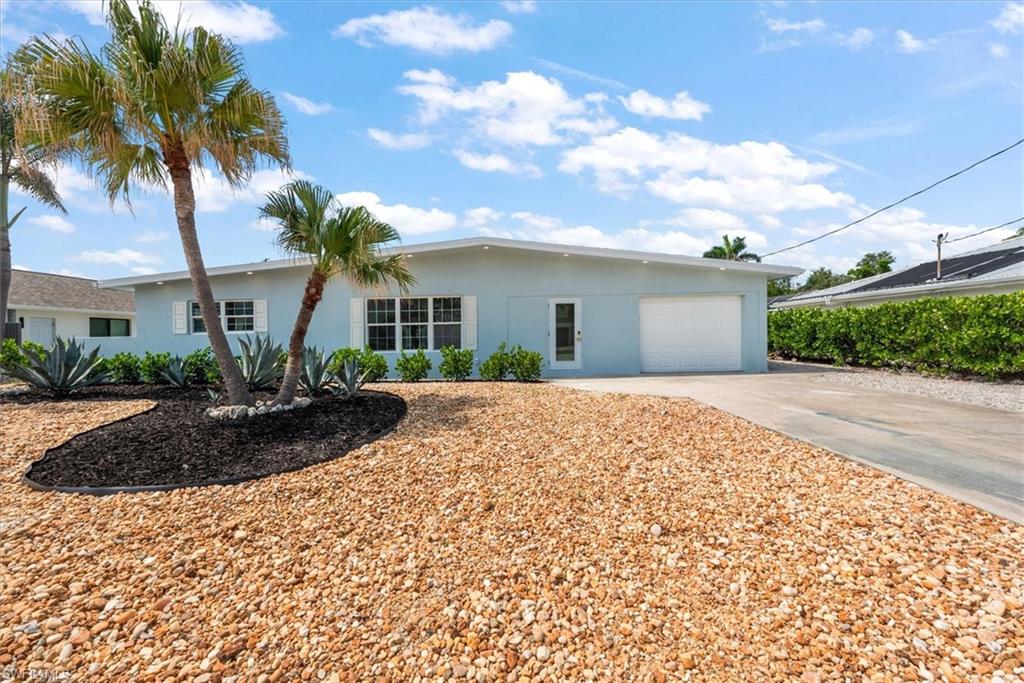 8336 Lagoon RD, FORT MYERS BEACH FL 33931