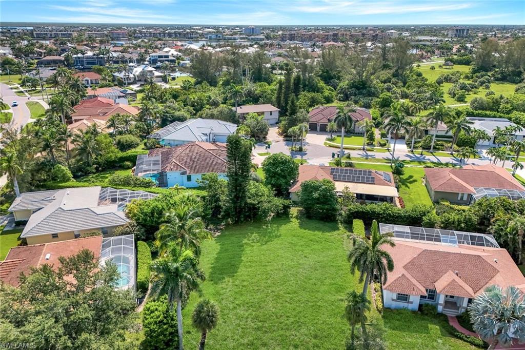 661 Lewis CT, MARCO ISLAND FL 34145