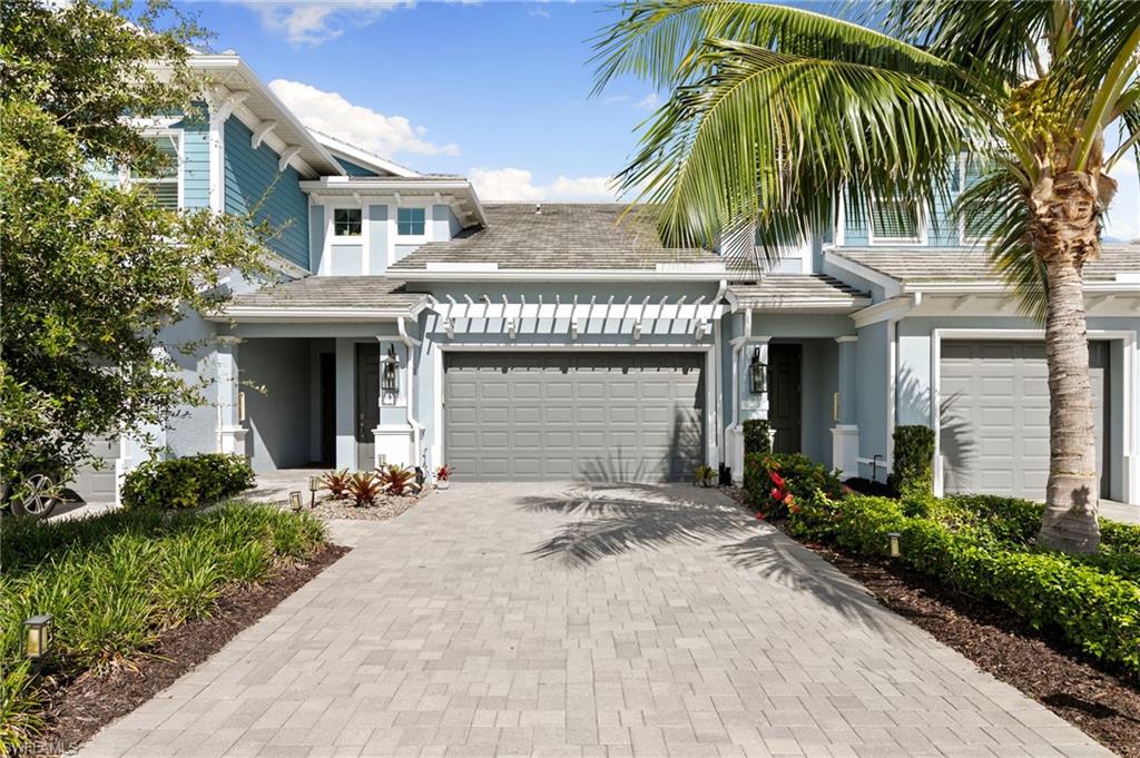 2567 Seychelles DR # 207, NAPLES FL 34112