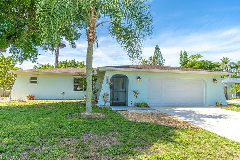 9804 Tonya CT, BONITA SPRINGS FL 34135