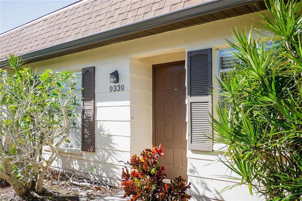 9339 Lennex LN, FORT MYERS FL 33919
