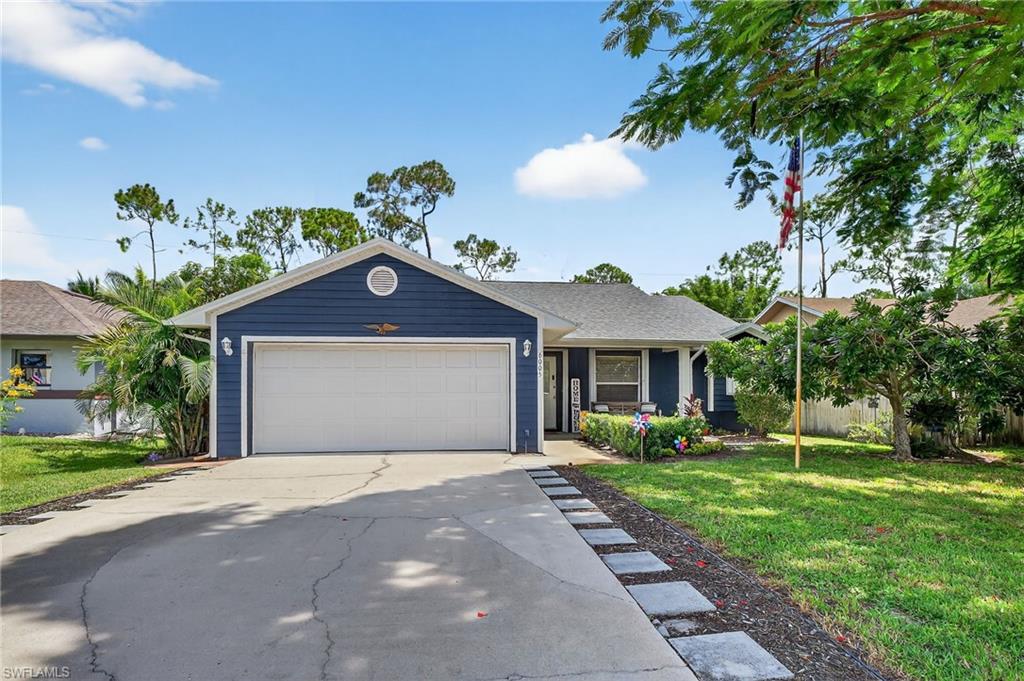 6005 Hollow DR, NAPLES FL 34112