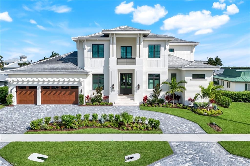 960 Iris CT, MARCO ISLAND FL 34145