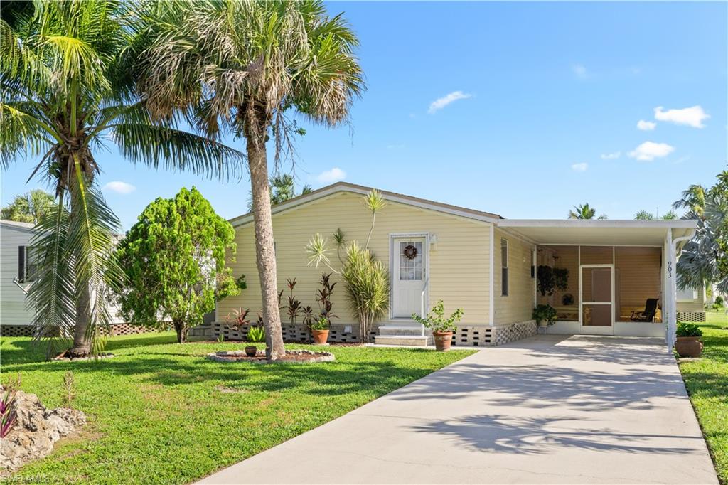 903 Manatee RD, NAPLES FL 34114
