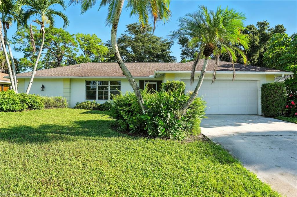 4539 Parrot AVE, NAPLES FL 34104