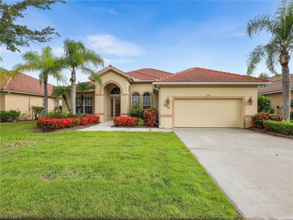 7914 Founders CIR, NAPLES FL 34104