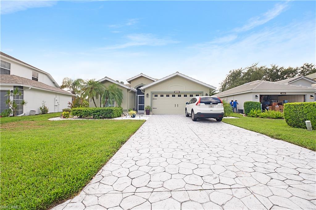 2329 Heritage Greens DR, NAPLES FL 34119