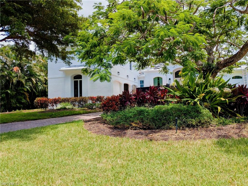 5106 Seahorse AVE, NAPLES FL 34103