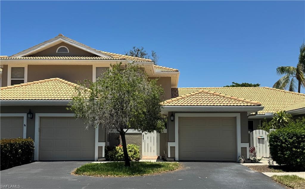 338 Emerald Bay CIR # Z6, NAPLES FL 34110