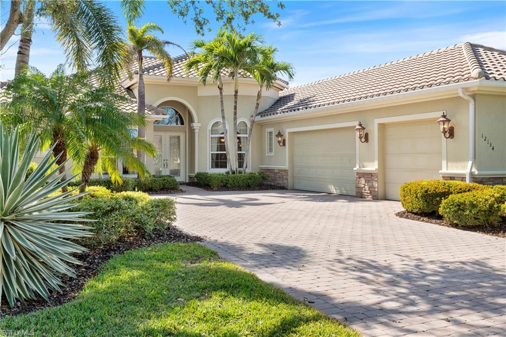 12134 Wicklow LN, NAPLES FL 34120