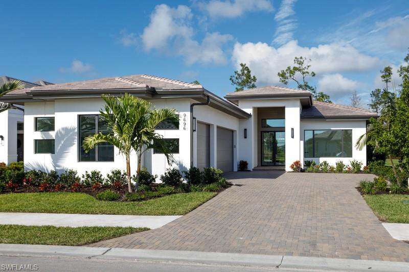 9696 Moonflower LN, NAPLES FL 34120