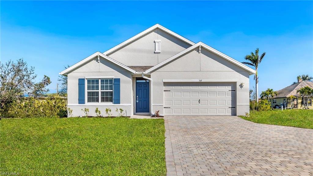 8010 ROLLING CIR, LABELLE FL 33935