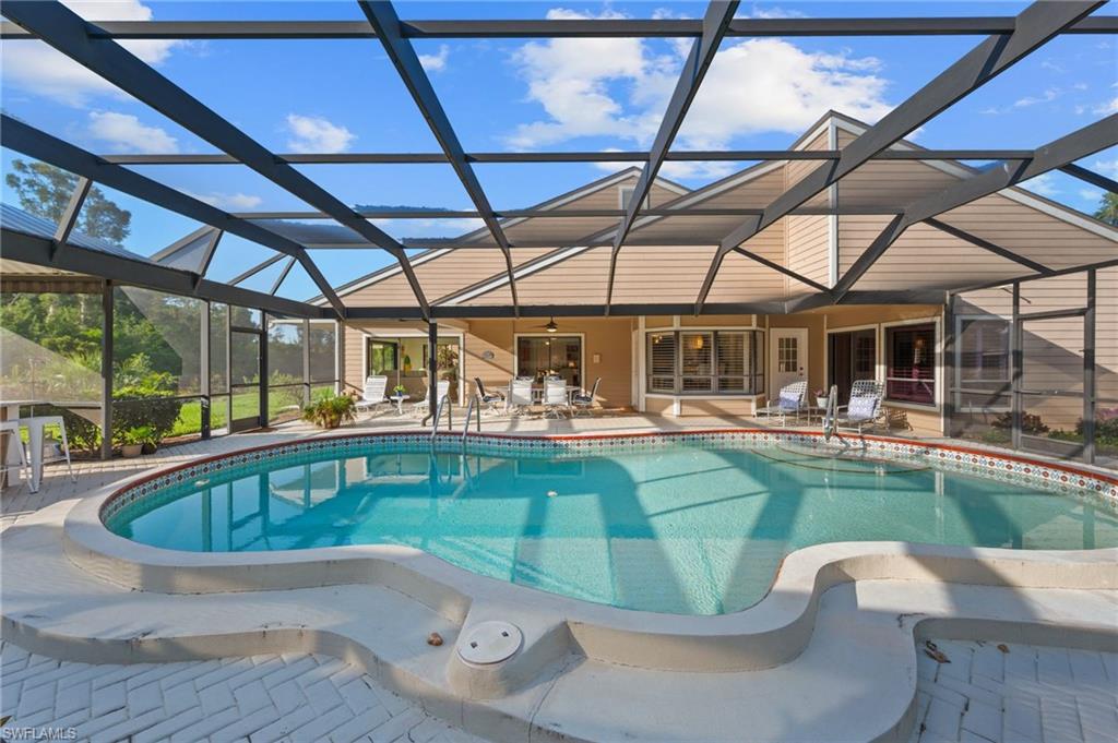397 Edgemere WAY N # 11, NAPLES FL 34105