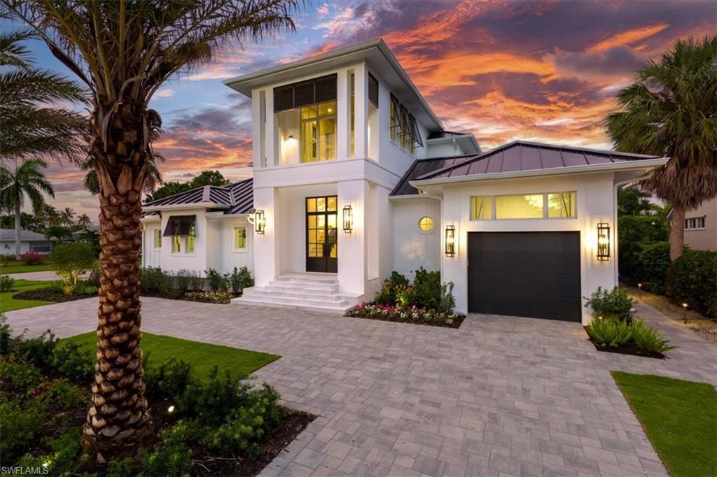 1645 Bonita CT, NAPLES FL 34102