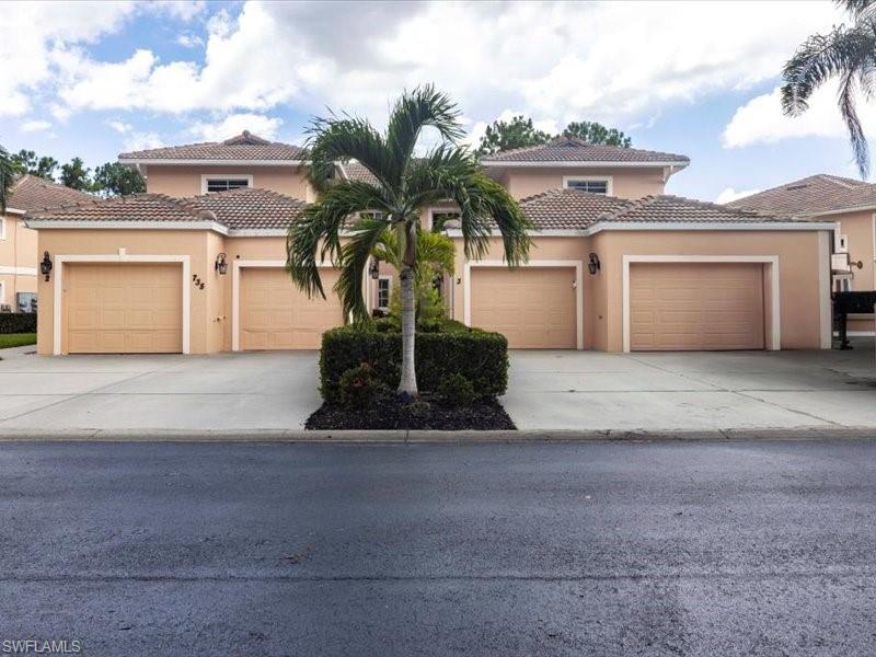 735 Luisa LN # 1, NAPLES FL 34104