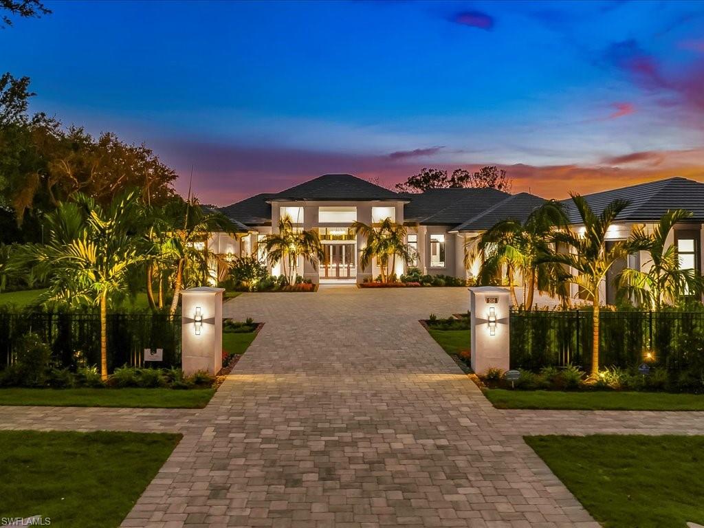 208 Hickory RD, NAPLES FL 34108