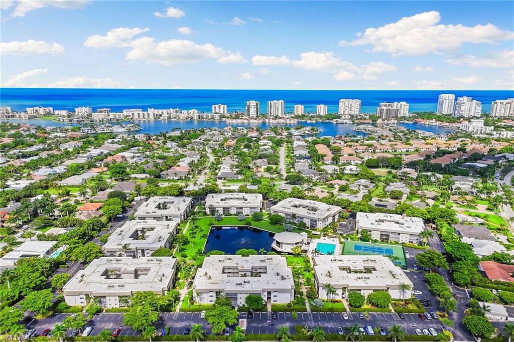 788 Park Shore DR # H20, NAPLES FL 34103