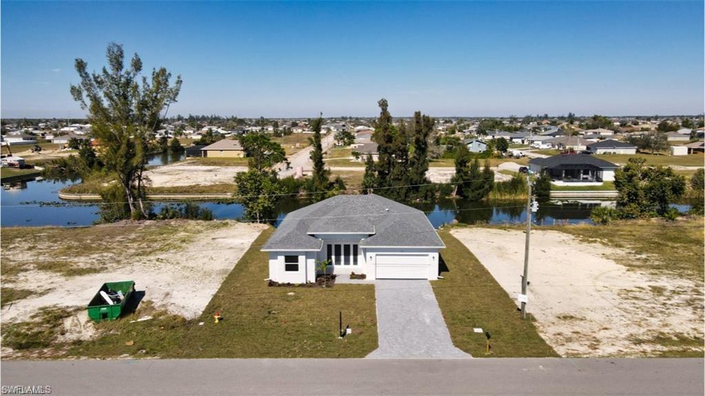 121 NE 8th TER, CAPE CORAL FL 33909