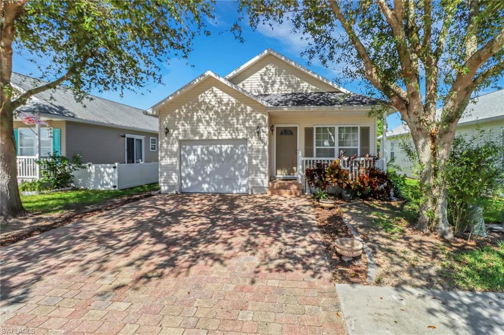 398 Leawood CIR, NAPLES FL 34104