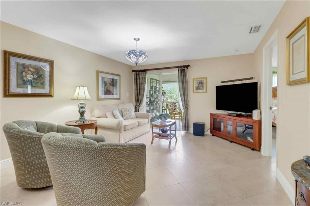 5595 RATTLESNAKE HAMMOCK RD # 19, NAPLES FL 34113