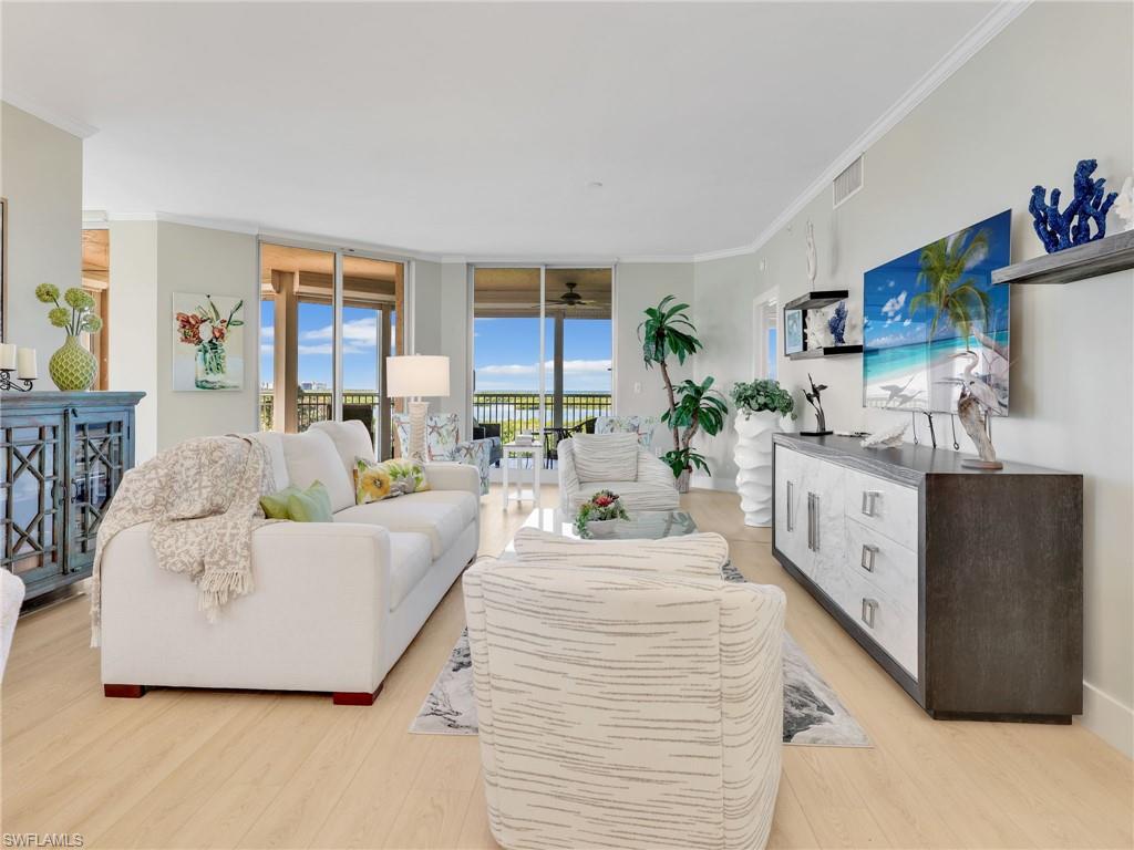 1001 Arbor Lake DR # 501, NAPLES FL 34110