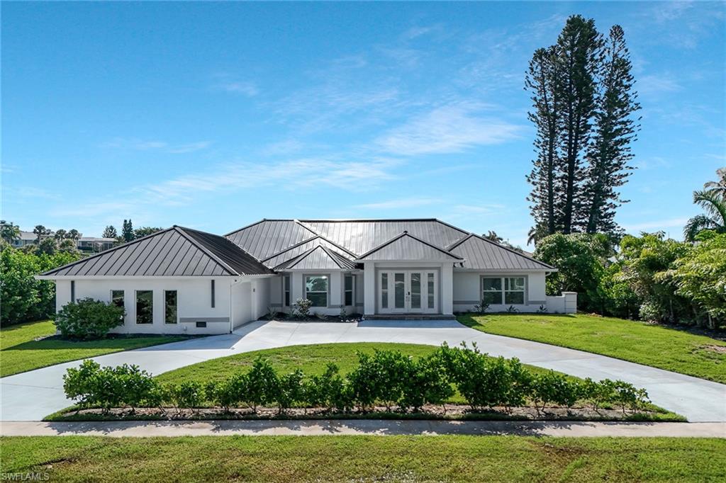 921 Scott DR, MARCO ISLAND FL 34145