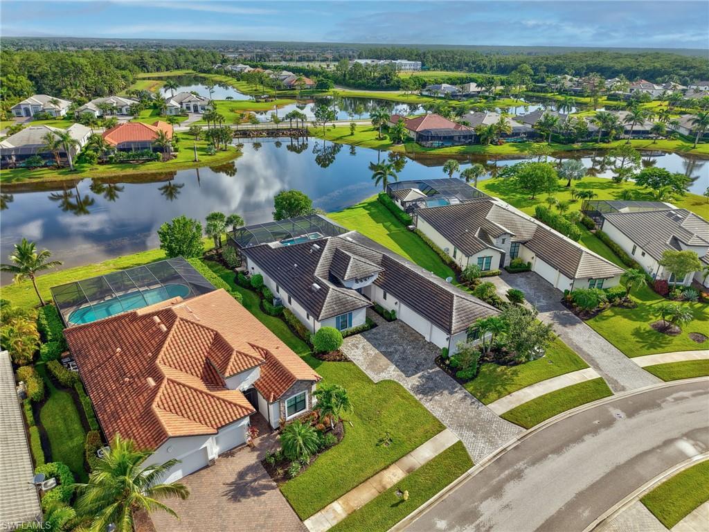 2079 Antigua LN N, NAPLES FL 34120