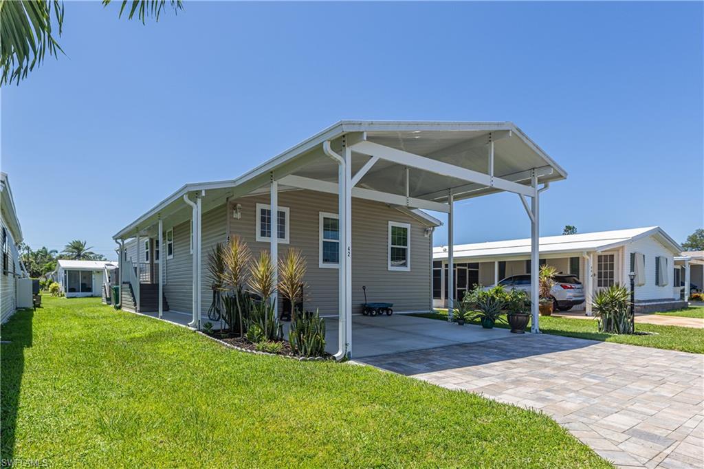 42 Amethyst AVE # 42A, NAPLES FL 34114