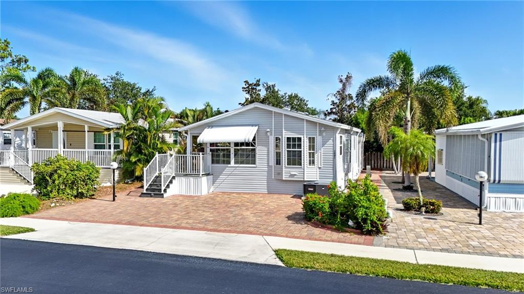 1041 Crystal Lake DR, NAPLES FL 34120