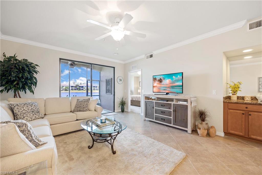 9517 Avellino WAY # 2215, NAPLES FL 34113