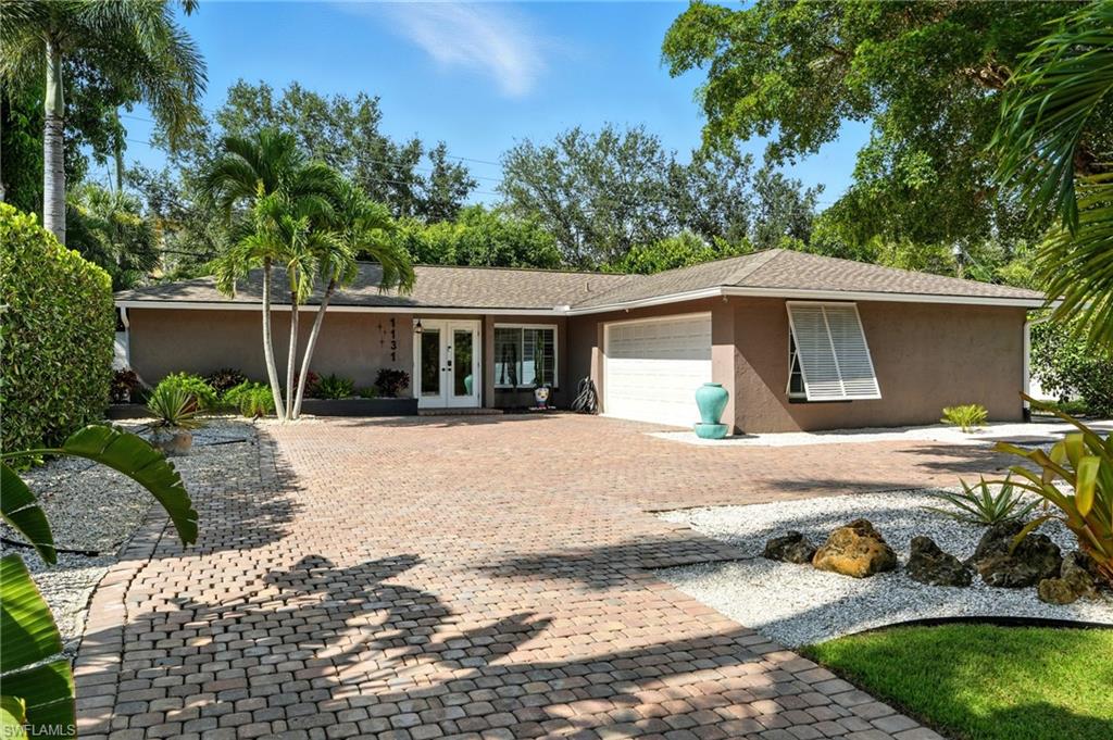 1131 Milano DR, NAPLES FL 34103