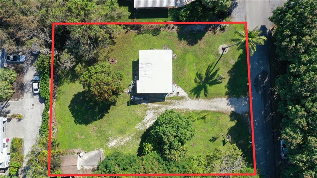 1135 Shady Rest LN, NAPLES FL 34103